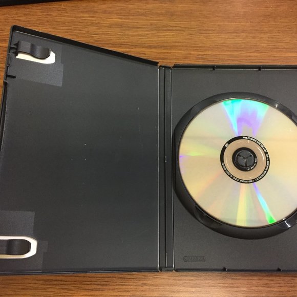 Miss Pettigrew Lives for a Day DVD - Picture 3 of 5